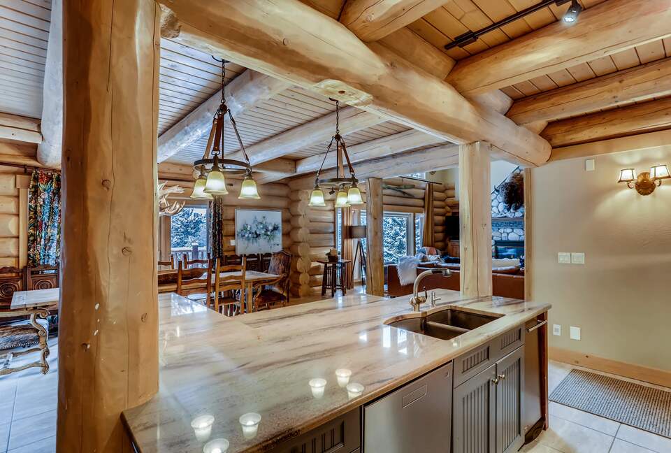 Twin Eagles Lodge - Moving Mountains - Breckenridge, Colorado