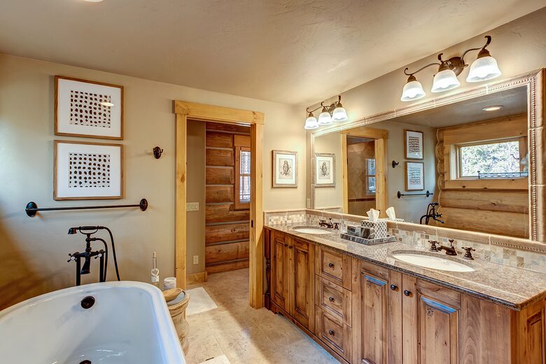 Twin Eagles Lodge - Moving Mountains - Breckenridge, Colorado