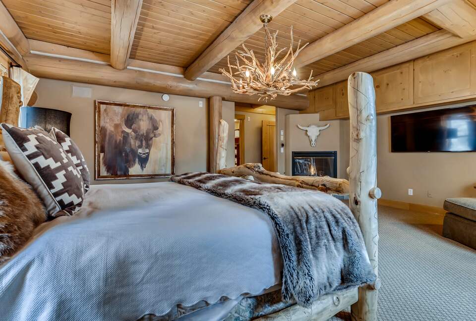 Twin Eagles Lodge - Moving Mountains - Breckenridge, Colorado