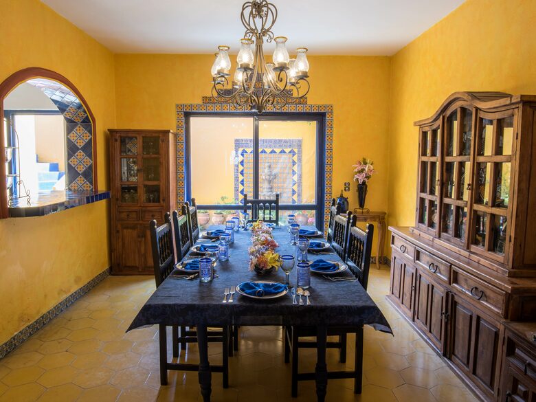 Bugam Villa - Charming Lakeside Home - Chapala, Mexico