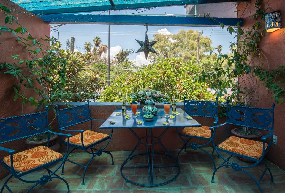 Bugam Villa - Charming Lakeside Home - Chapala, Mexico