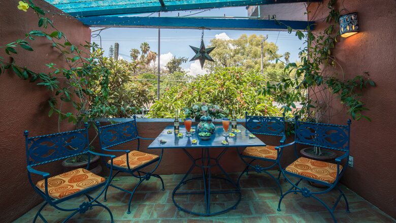 Bugam Villa - Charming Lakeside Home - Chapala, Mexico