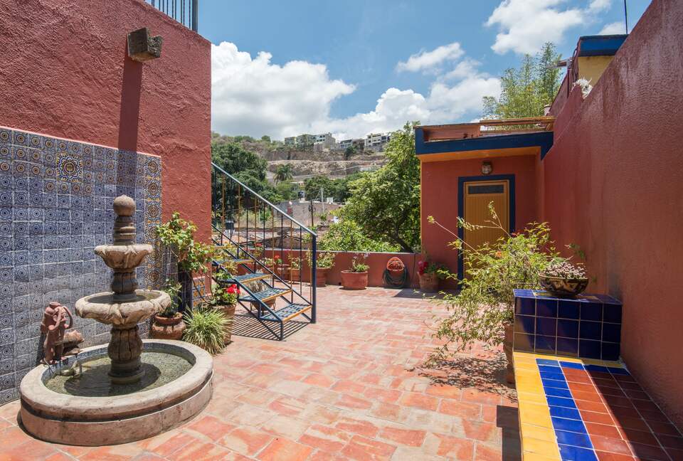 Bugam Villa - Charming Lakeside Home - Chapala, Mexico