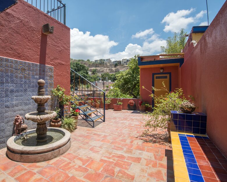 Bugam Villa - Charming Lakeside Home - Chapala, Mexico