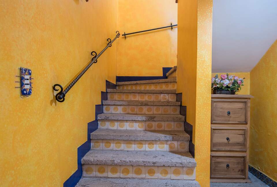 Bugam Villa - Charming Lakeside Home - Chapala, Mexico