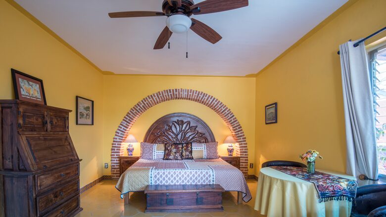 Bugam Villa - Charming Lakeside Home - Chapala, Mexico