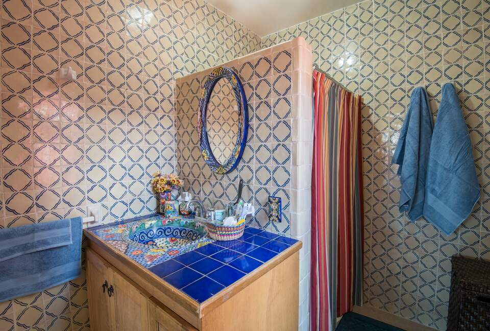 Bugam Villa - Charming Lakeside Home - Chapala, Mexico