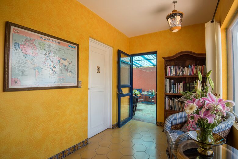 Bugam Villa - Charming Lakeside Home - Chapala, Mexico