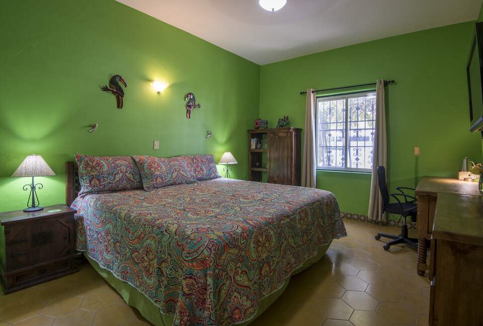 Bugam Villa - Charming Lakeside Home - Chapala, Mexico