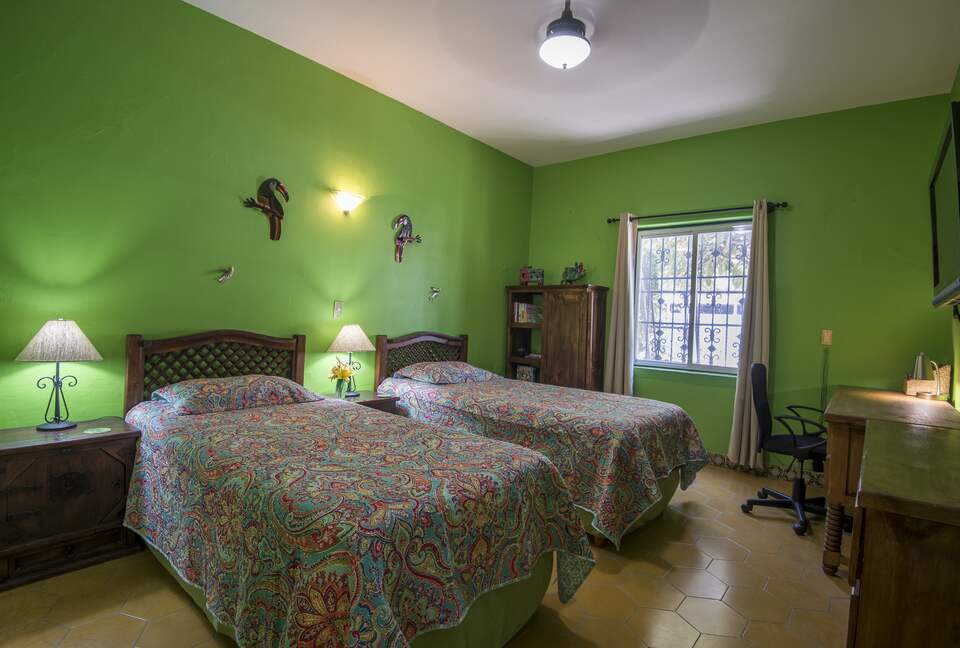 Bugam Villa - Charming Lakeside Home - Chapala, Mexico