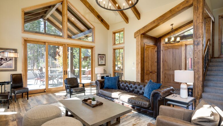 Home Exchange in Breckenridge, CO family room with vaulted ceilings