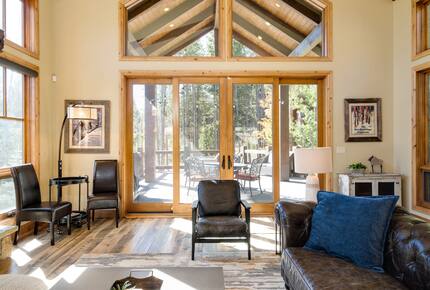 Home Exchange in Breckenridge, CO luxurious great room with patio