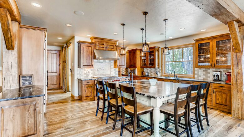 Home Exchange in Breckenridge, CO six eat in kitchen stools