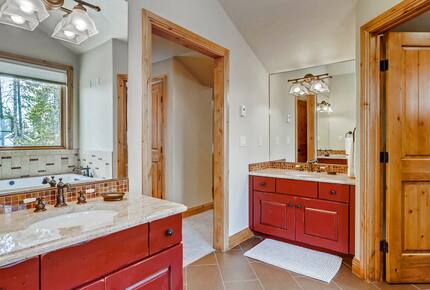 Home Exchange in Breckenridge, CO 1st master en suite