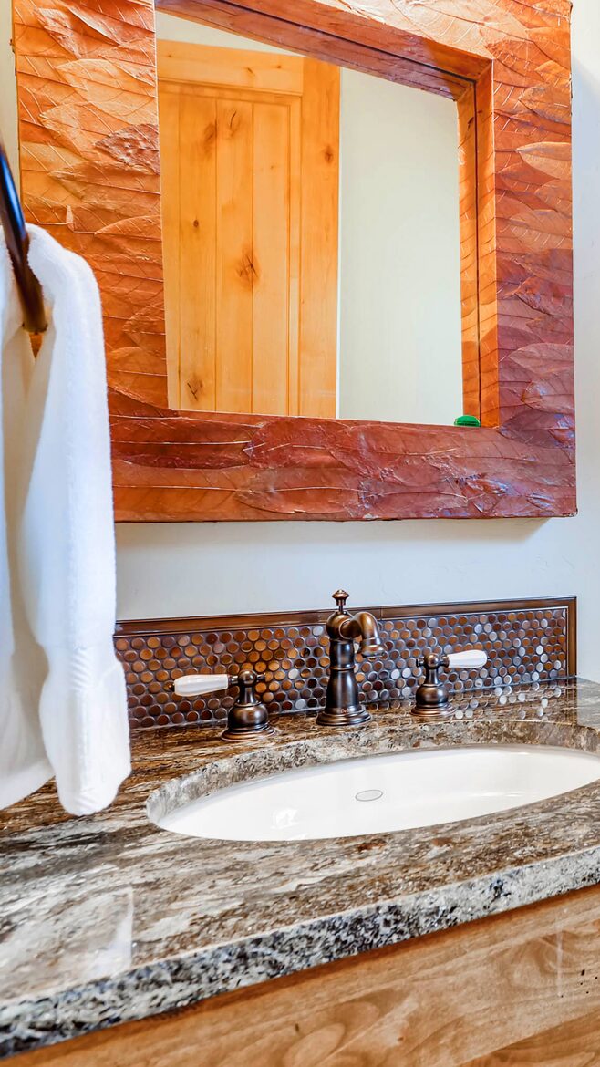 Home Exchange in Breckenridge, CO powder bathroom