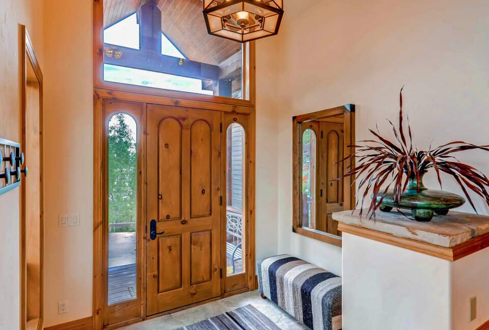 Entry way