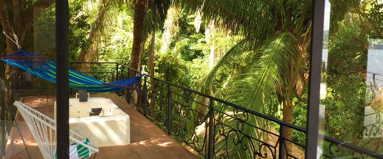 Home Exchange in Sayulita Nay. Mexico, private deck with lounge