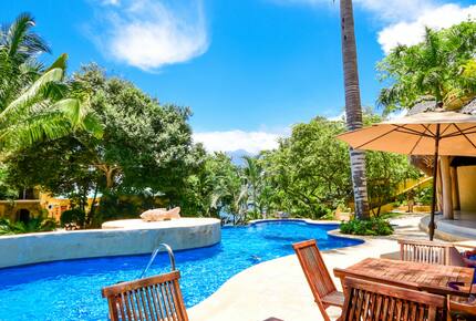 Home Exchange in Sayulita Nay. Mexico, resort style blue pool communal