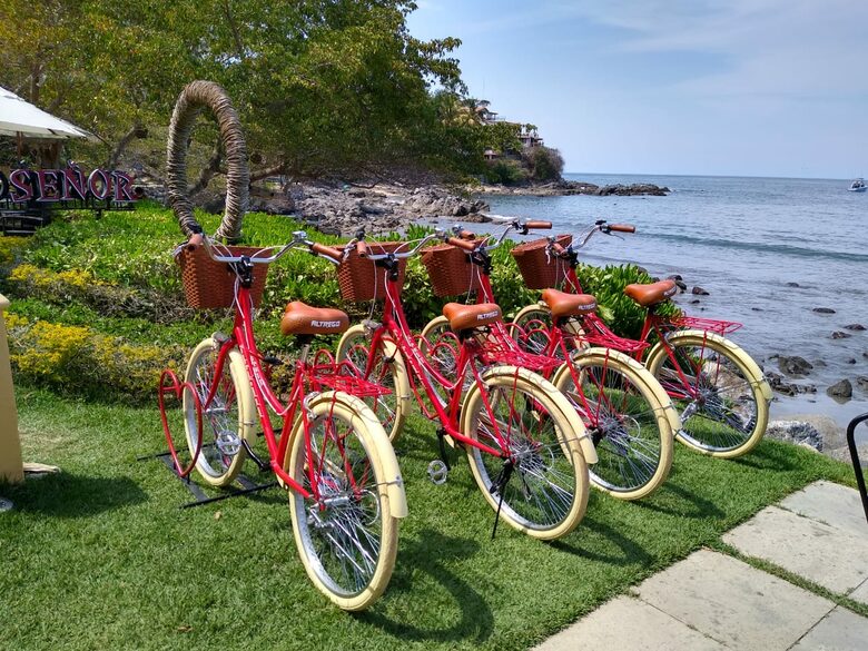Home Exchange in Sayulita Nay. Mexico, beach cruisers for your use