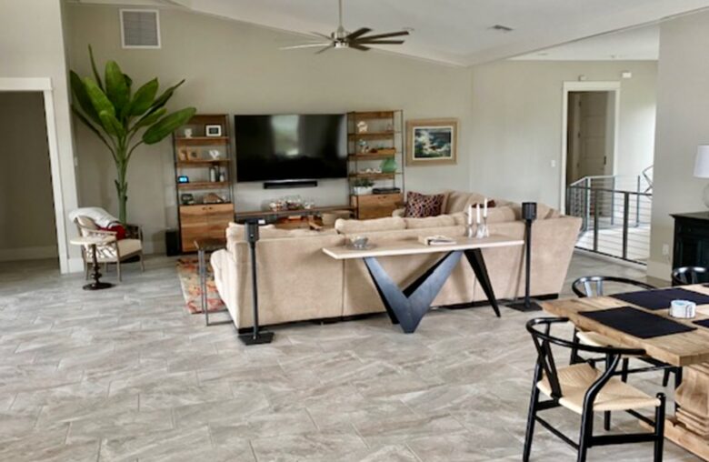 Home Exchange in Clearwater Beach, FL, family room with flat screen