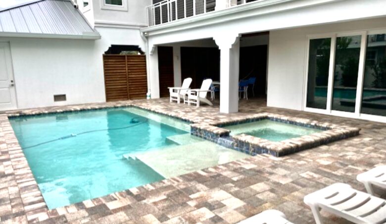 Home Exchange in Clearwater Beach, FL, Private pool with hot tub