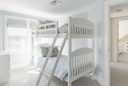 Cape Cod Chatham Hardings Beach Retreat - Chatham, Massachusetts