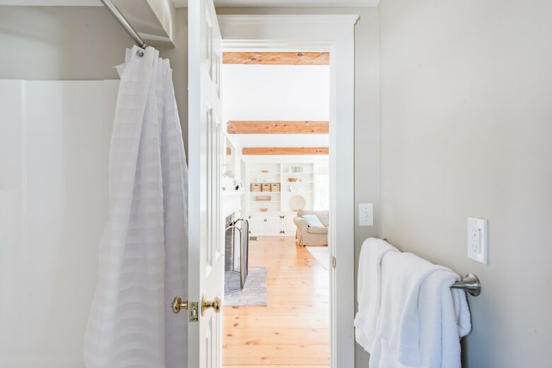 Downstairs Bathroom with Shower