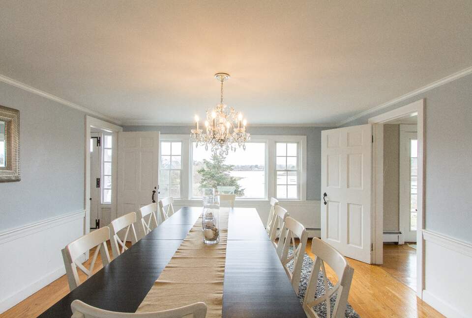 Dining Room Overlooks the Ocean and Seats up to 14