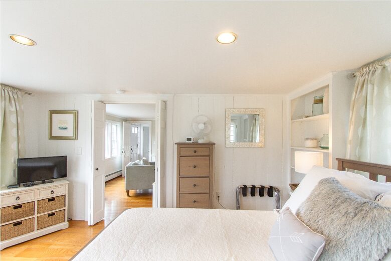 Queen Size First Floor Bedroom Overlooks the Ocean