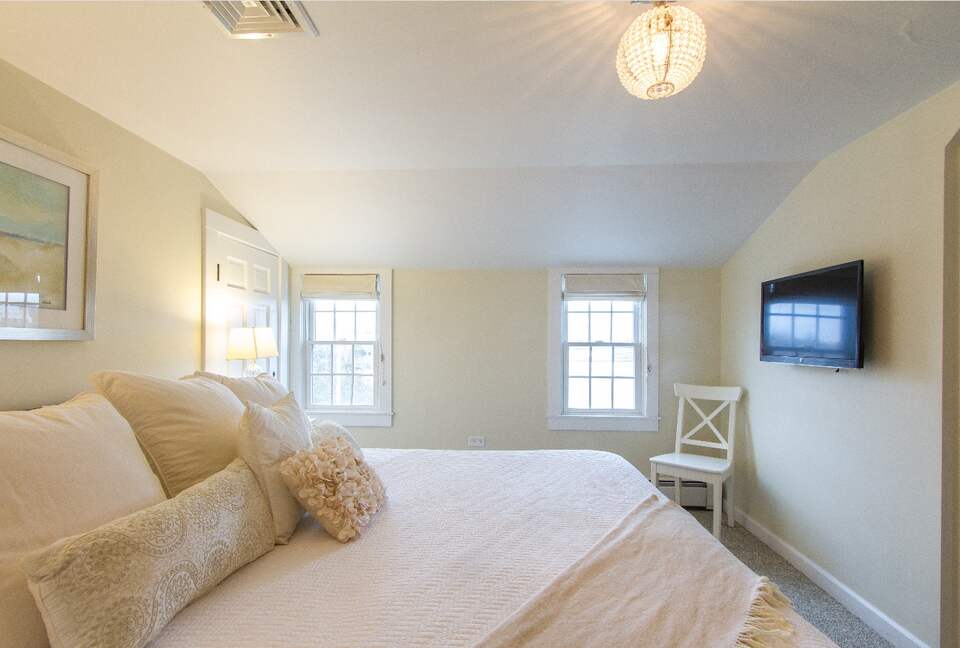 Chatham Village Cape Cod Ocean Waterfront - Chatham, Massachusetts