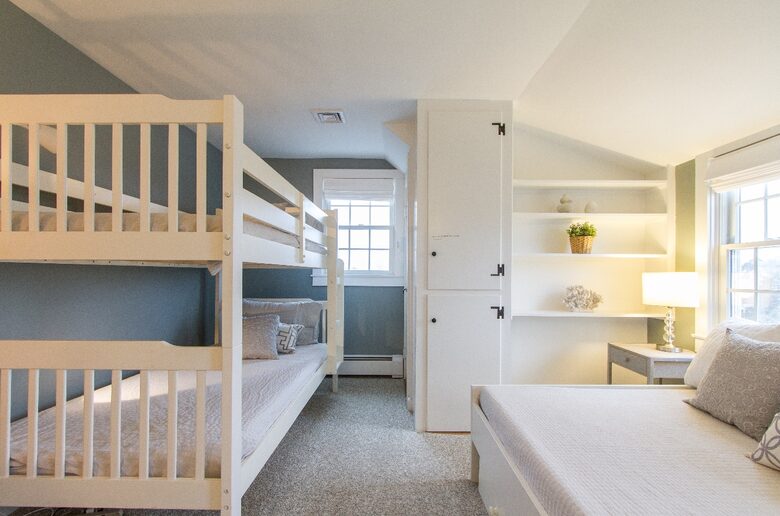 Chatham Village Cape Cod Ocean Waterfront - Chatham, Massachusetts