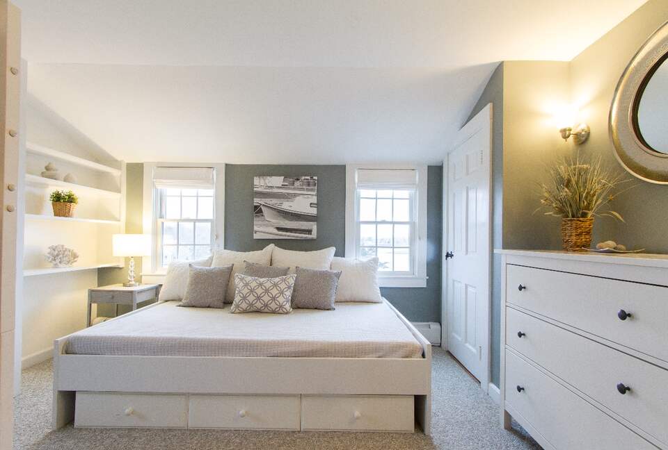 Chatham Village Cape Cod Ocean Waterfront - Chatham, Massachusetts