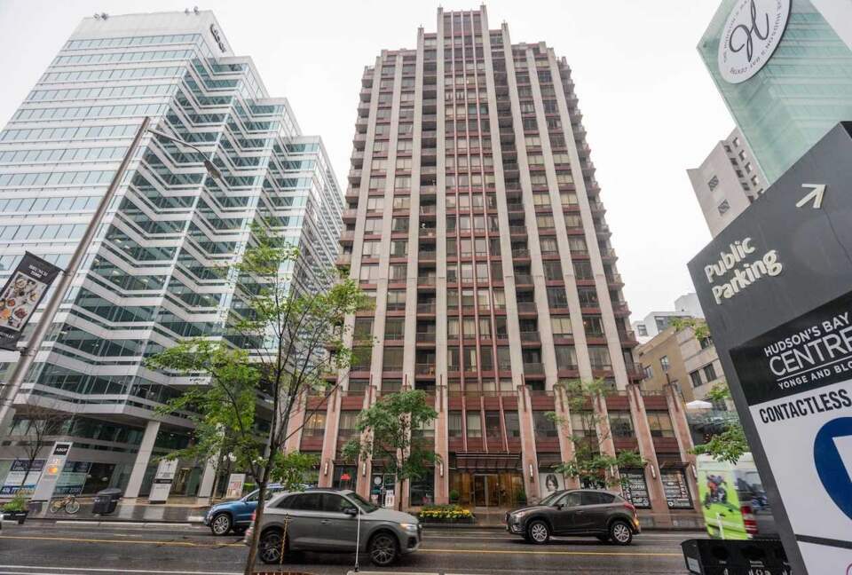 Toronto Luxury Residence - Toronto, Canada