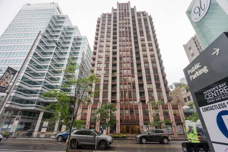 Toronto Luxury Residence - Toronto, Canada