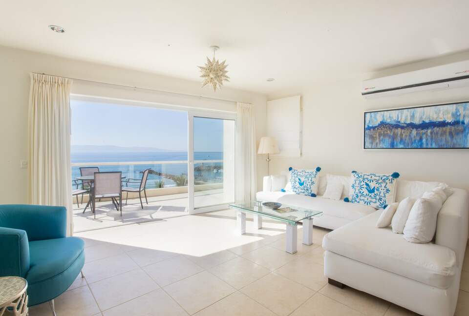 Home Exchange in Sayulita, Nay., Mexico living room