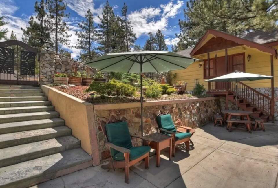 Patio and lounge area