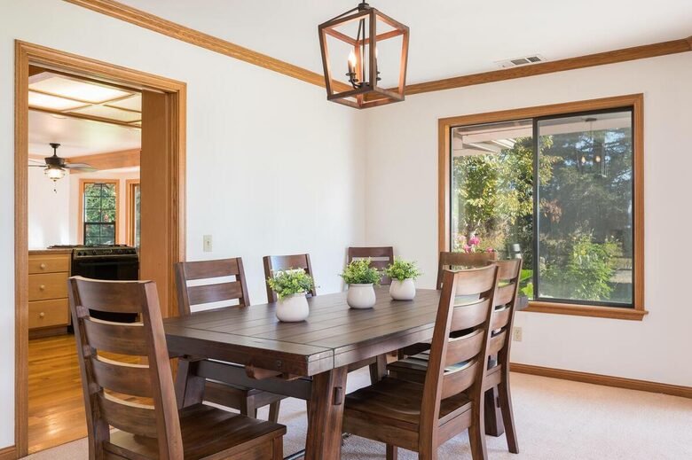 Home Exchange in San Miguel, CA dining room