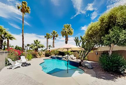 Home Exchange in Palm Springs, CA resort style pool