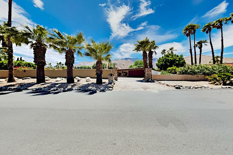 Palm Springs Paradise - Palm Springs, California