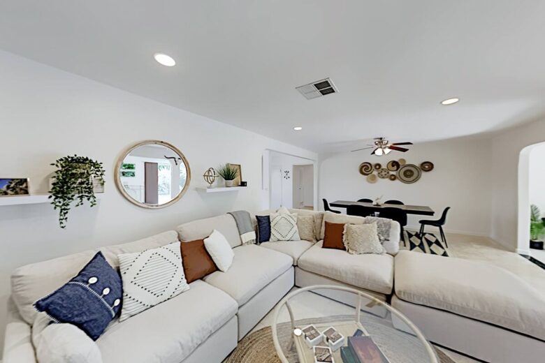 Home Exchange in Palm Springs, CA large cozy sectional