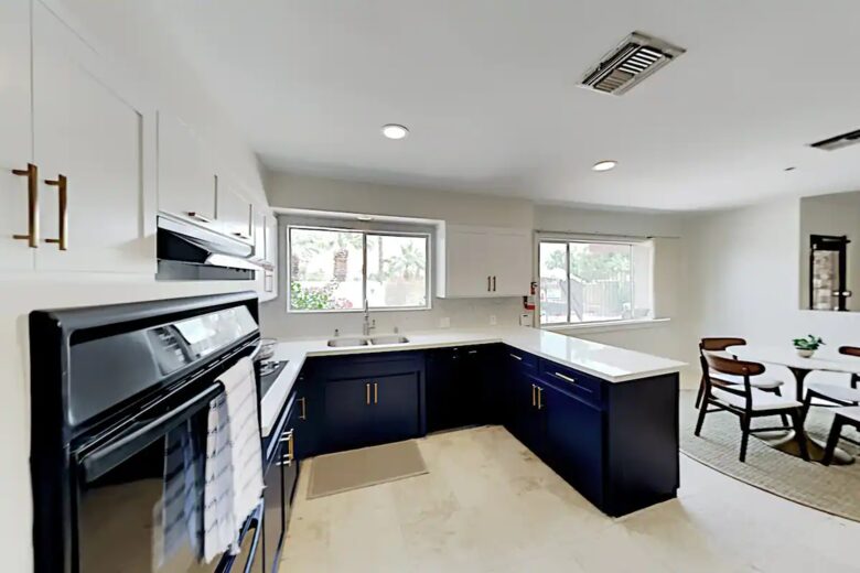 Home Exchange in Palm Springs, CA mid century modern kitchen