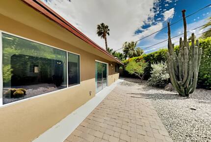 Home Exchange in Palm Springs, CA back patio