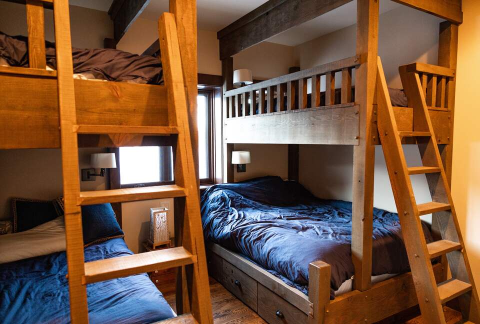 Mountain Home Ranch - Bordering National Forest - Durango, Colorado