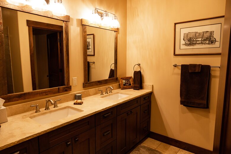 Mountain Home Ranch - Bordering National Forest - Durango, Colorado