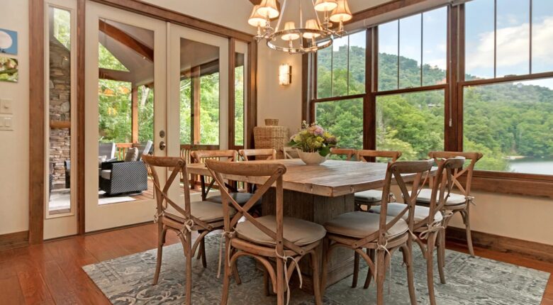 Dining room for eight with lake views