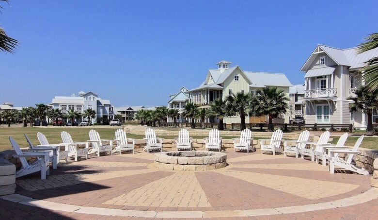 Fire pit lounge area