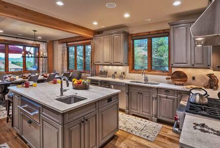 Home Exchange in Steamboat Springs, CO newly renovated kitchen