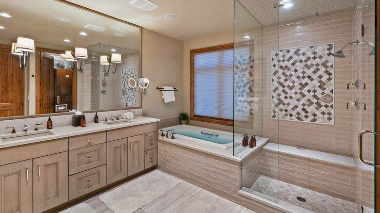 Home Exchange in Steamboat Springs, CO master en suite #1