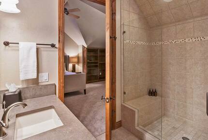 Home Exchange in Steamboat Springs, CO king bedroom #2 bathroom