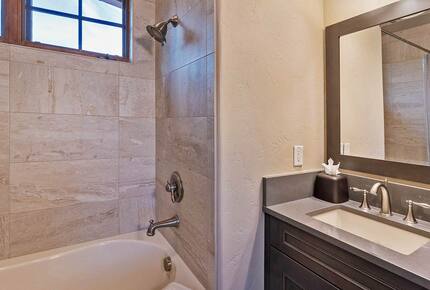 Home Exchange in Steamboat Springs, CO king bath #3
